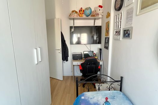 TRILOCALE PANORAMICO FULVIO TESTI