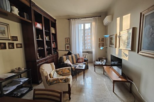 TRILOCALE CA’ GRANDA – VIALE FULVIO TESTI